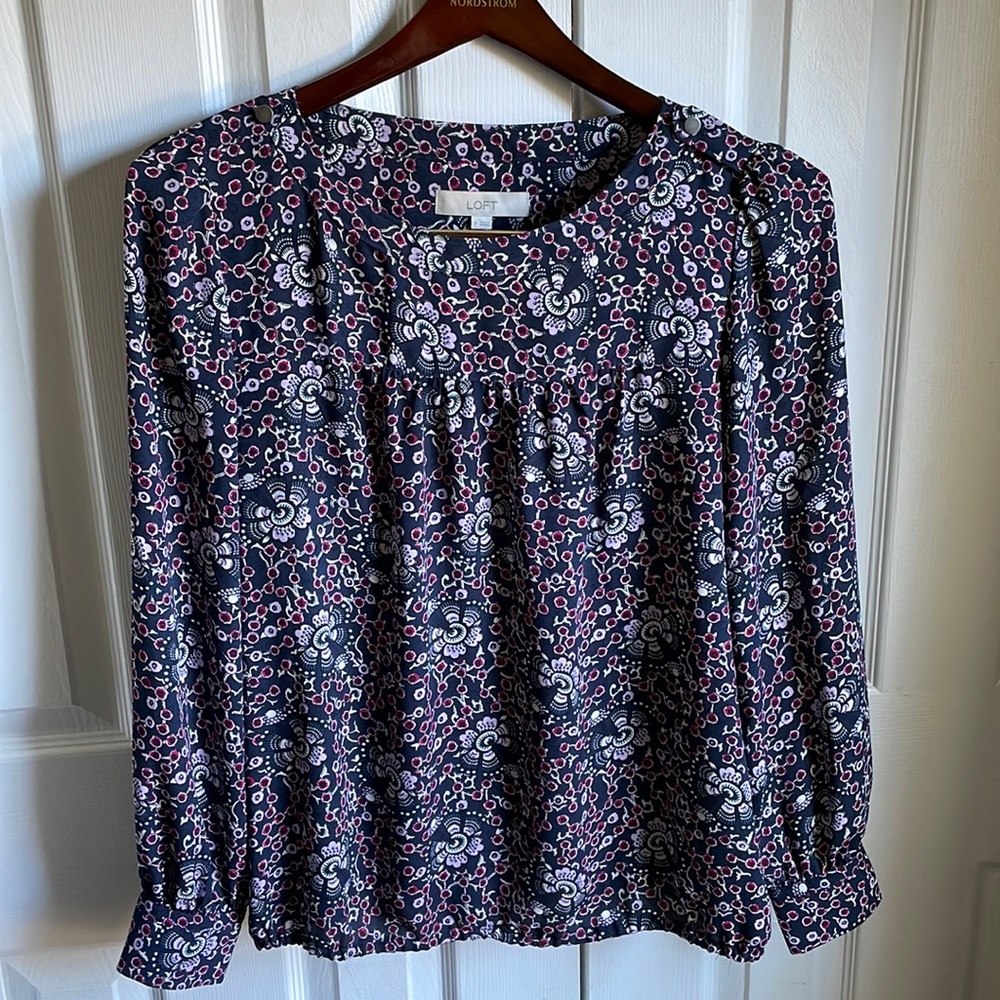 LOFT floral top with button detail